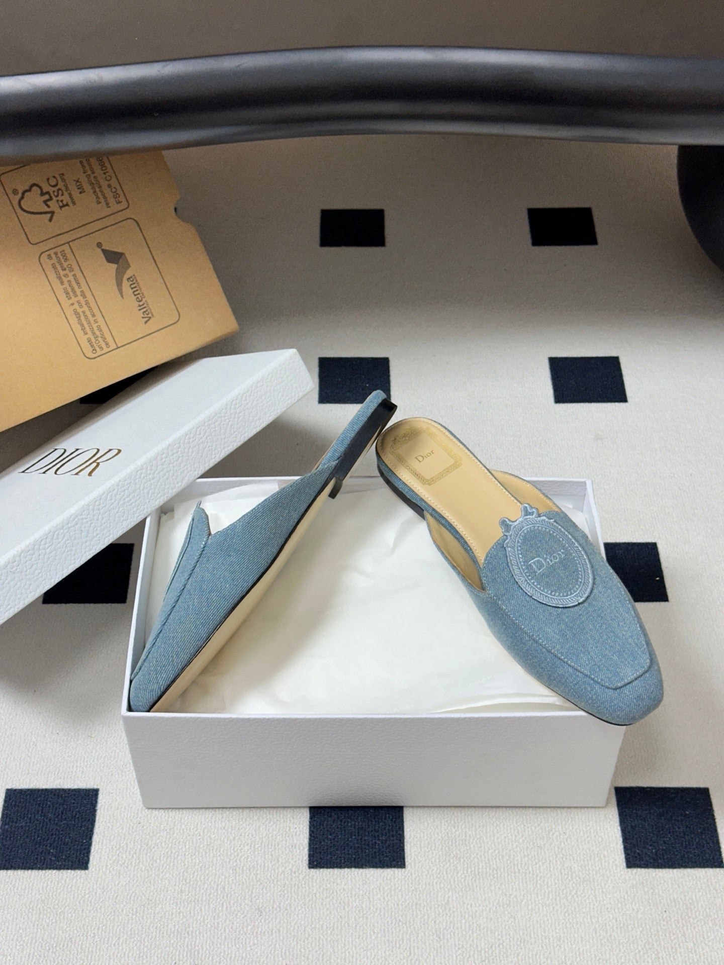 CD Médaillon Mule Light Blue Denim 834920