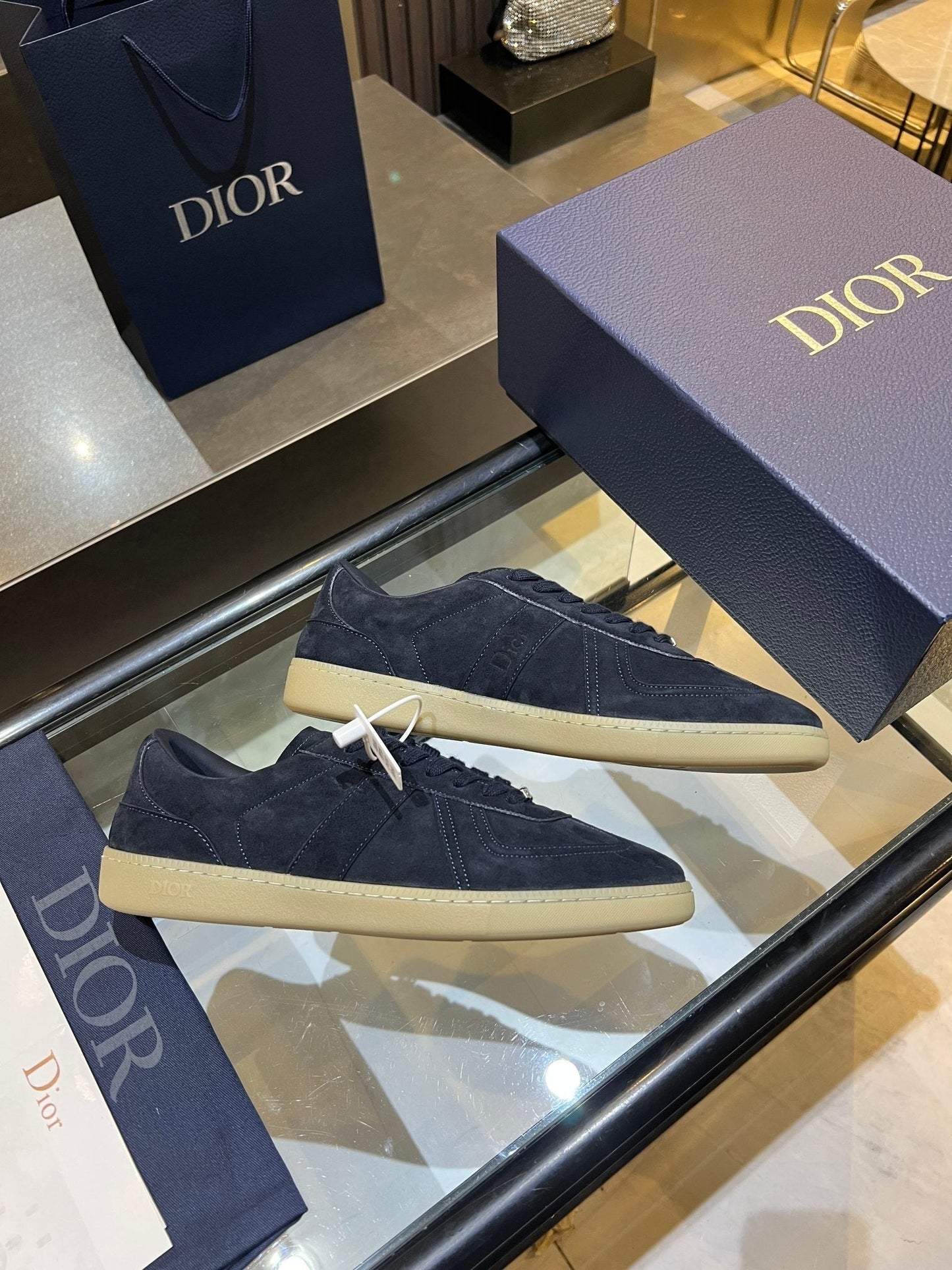 CD 26s B01 Matchpoint Sneaker Dark Blue Suede 924618