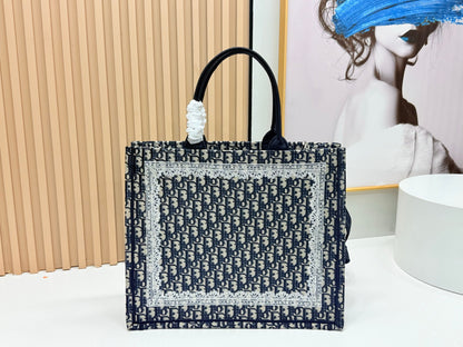 Dior Book Tote Blue Dior Oblique Embroidery and White Lace