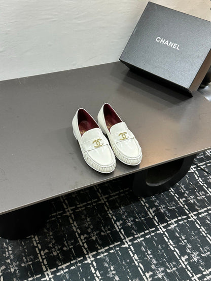 Chanel 2026 New Loafers Patent Leather Sheepskin 832500