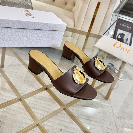 CD 26s Médaillon Buckle Slides 5cm Coffee Lambskin 927391