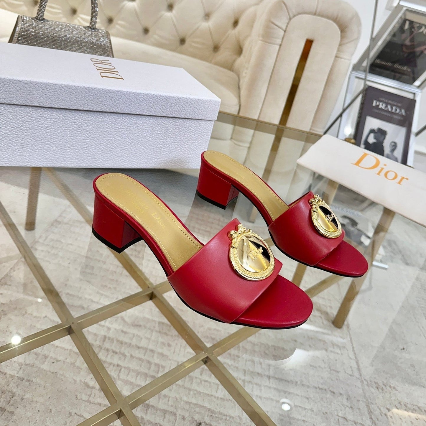 CD 26s Médaillon Buckle Slides 5cm Red Lambskin 927387