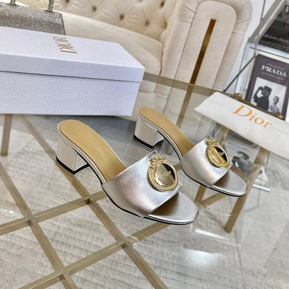 CD 26s Médaillon Buckle Slides 5cm Sliver Lambskin 927378
