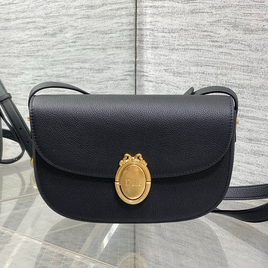 Dior 2026 Médaillon Flap Bag 23cm Grained Calfskin