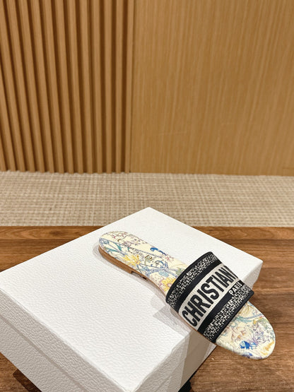 CD 26s Slide Sandals In Multicolor Floral Map Print Logo Strap
