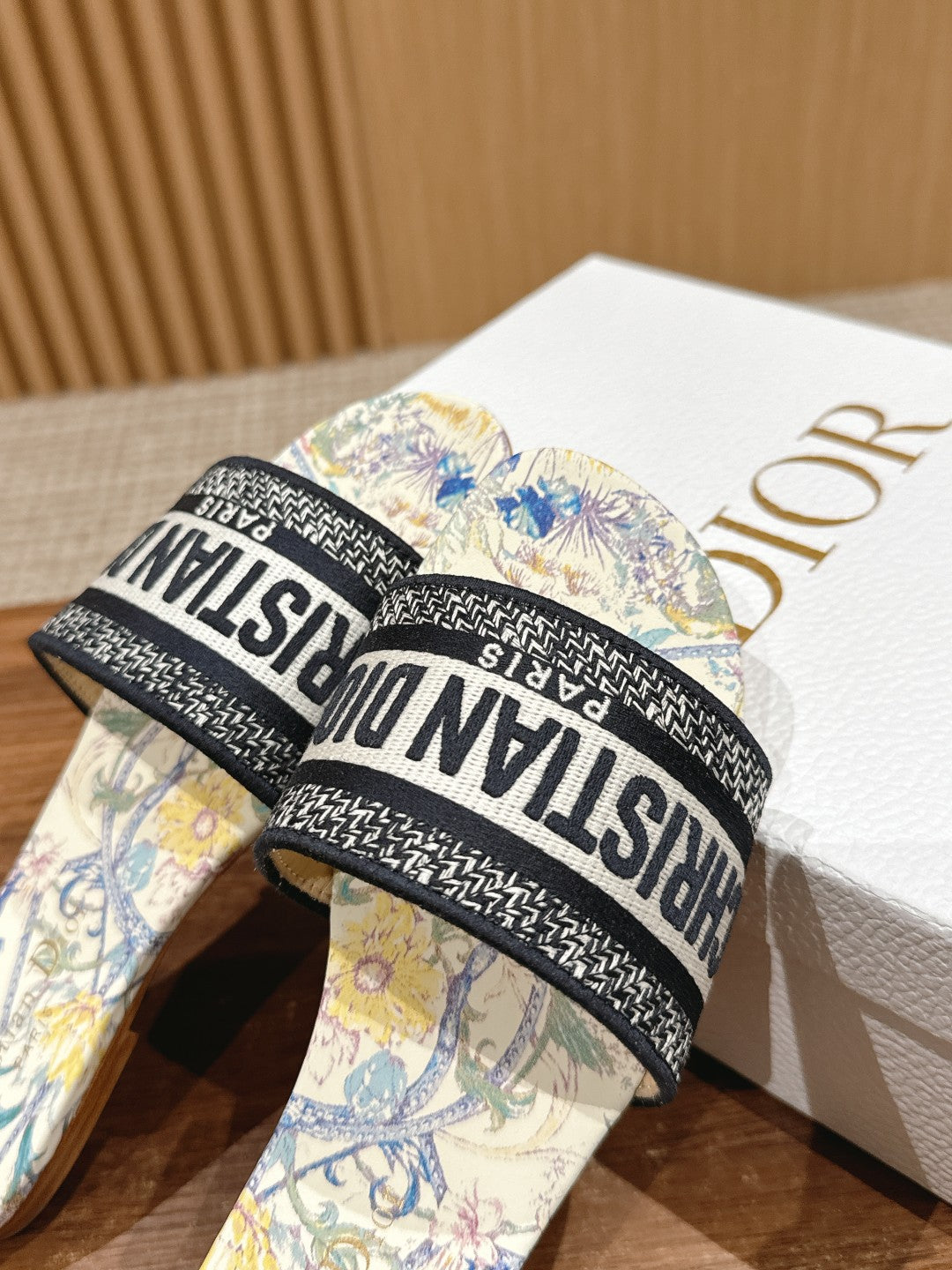CD 26s Slide Sandals In Multicolor Floral Map Print Logo Strap