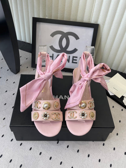 CC 26s Sandals 55 Light Pink Sheepskin Mixed Gold Charm 650083