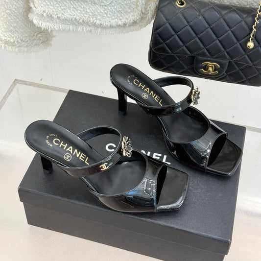 CC 26s High Heeled Sandals Black Patent Leather 643034