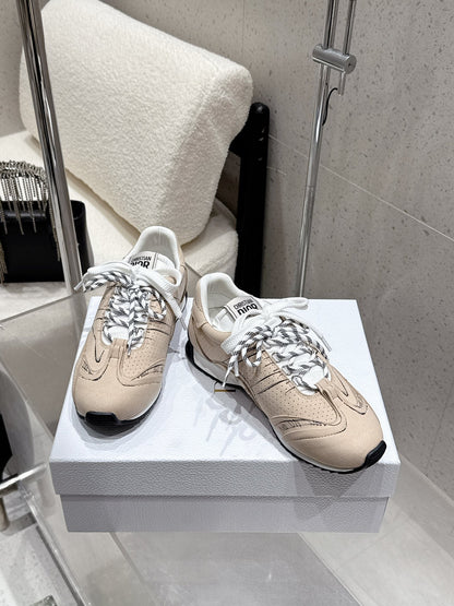 CD D-Sketch Sneaker Pale Taupe Nubuck Leather 554391