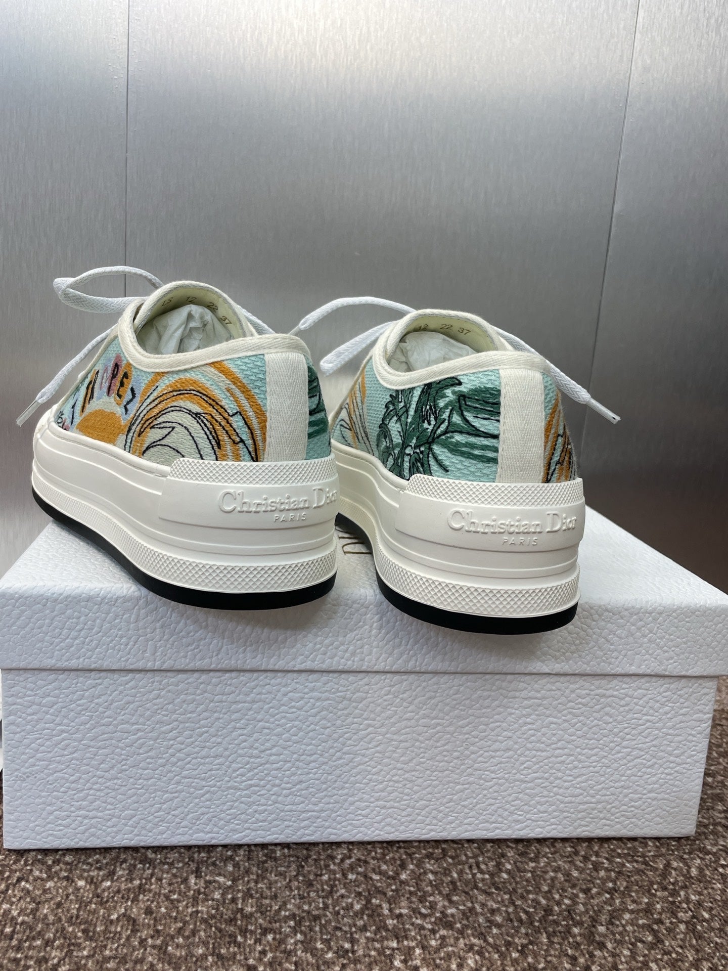 CD 25s Walk'n' Sneaker In Multicolor Dior Oblique Embroidered Cotton