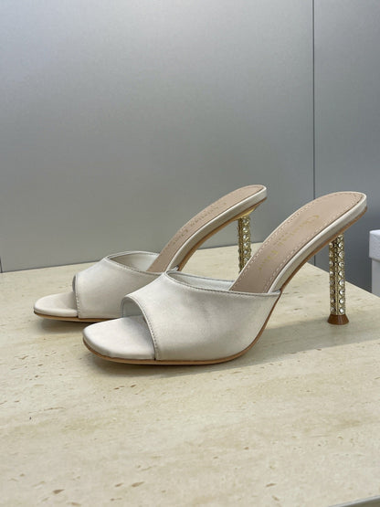 CD 26s Icon Heeled Slide 8cm Off White Leather Silk 633059