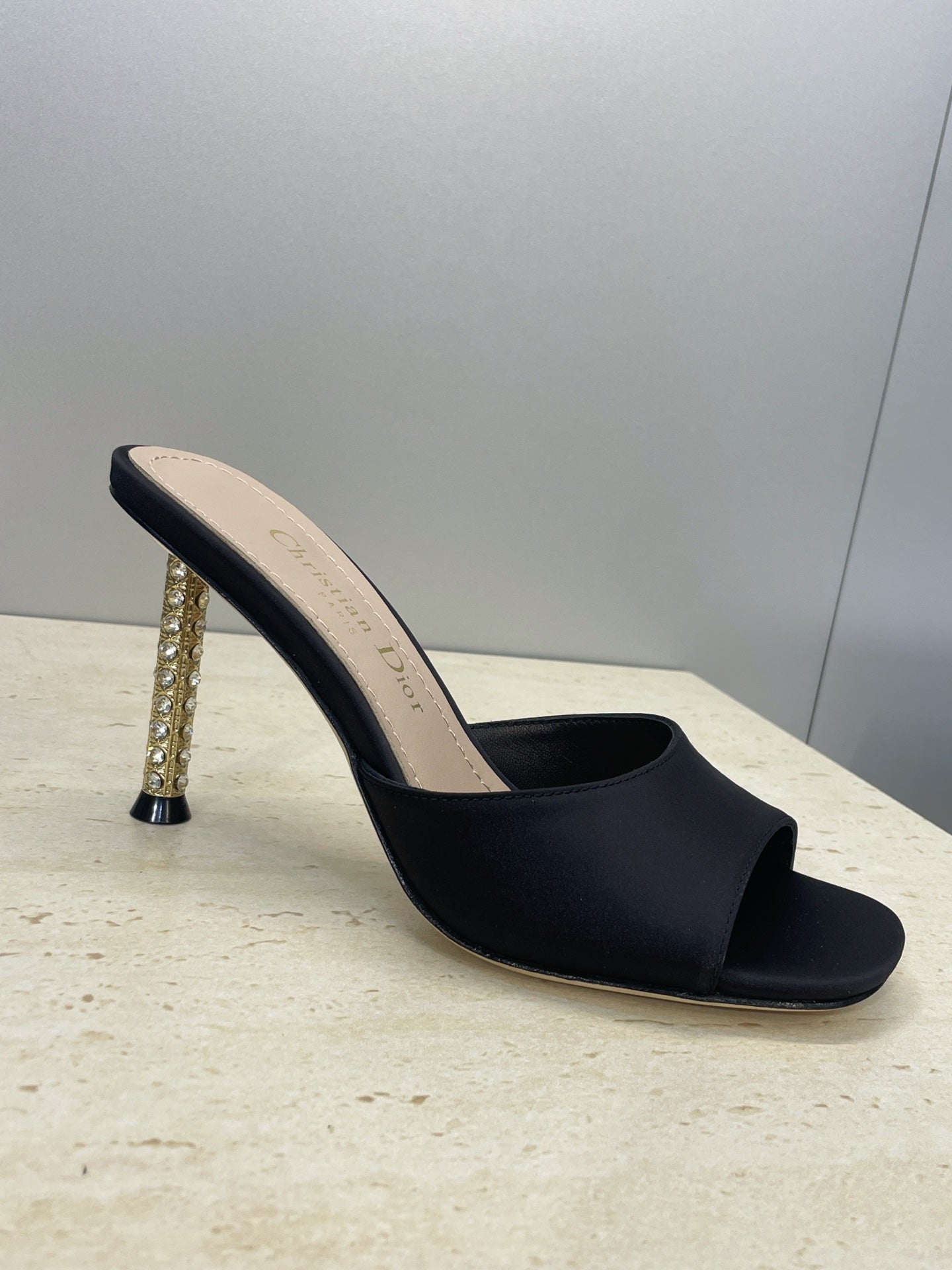 CD 26s Icon Heeled Slide 8cm Black Leather Silk 633060