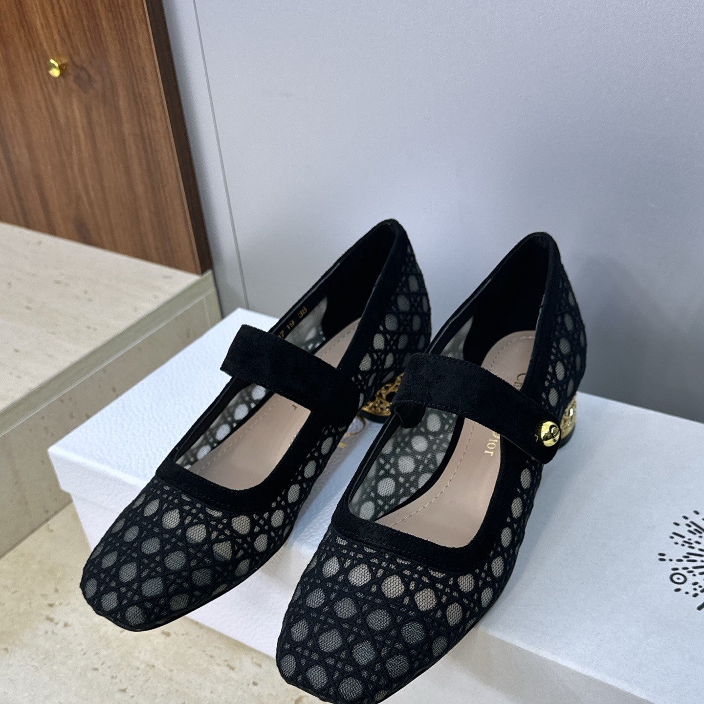 CD 26 Lolita High Heels 40 Black Mesh Gold 633052