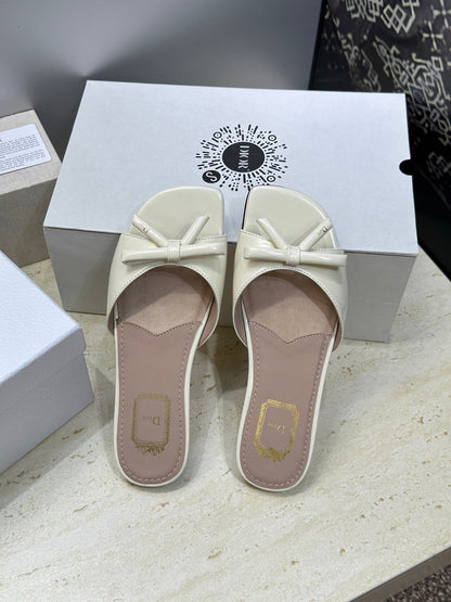 CD Dior Bow Slides White Leather 884657