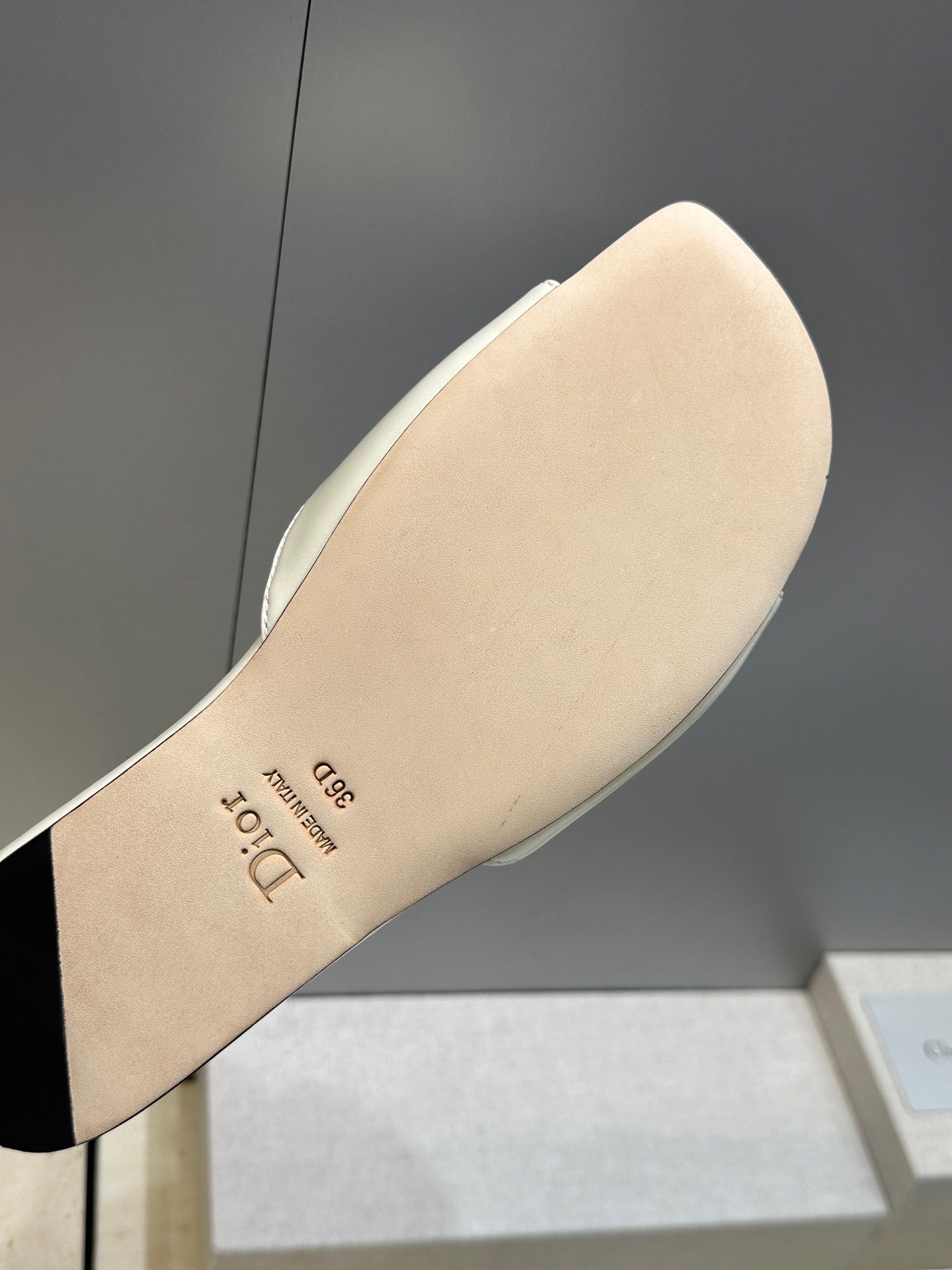 CD Dior Bow Slides White Leather 884657