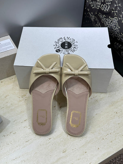 CD Dior Bow Slides Beige Leather 884659