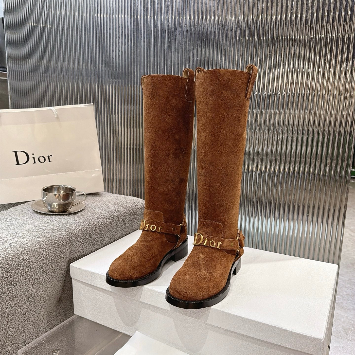 CD 26s Bolt Long Boot Brown Suede 924108