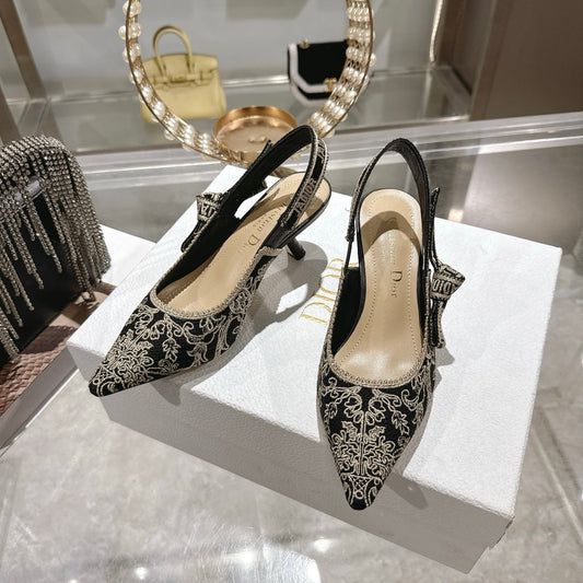 CD 26 Slingback Metallic Floral Embroidery 45mm Black Gold Tweed 592235
