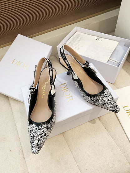 CD 26s J'Adior Jacquard Embroidered Slingback 6.5  Black Patent Leather 614928