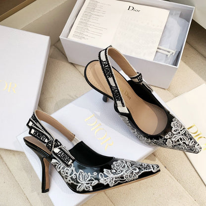 CD 26s J'Adior Jacquard Embroidered Slingback 9.5 Black Patent Leather 614929