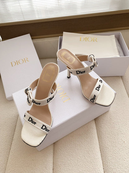 CD 26s High Heel Sandal 100 White Canvas Sheepskin  664181
