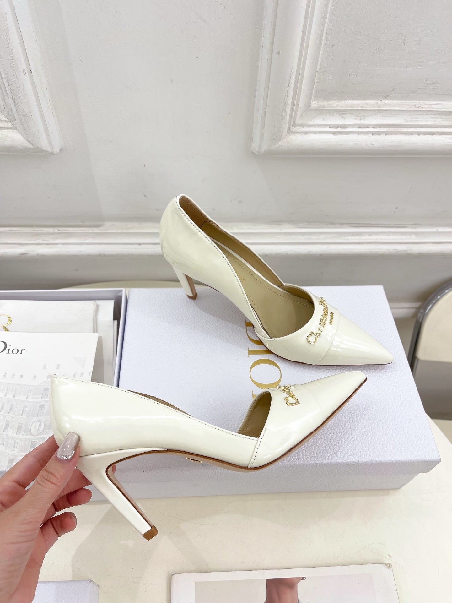 CD 25 Pump High Heels White Patent Leather 307418