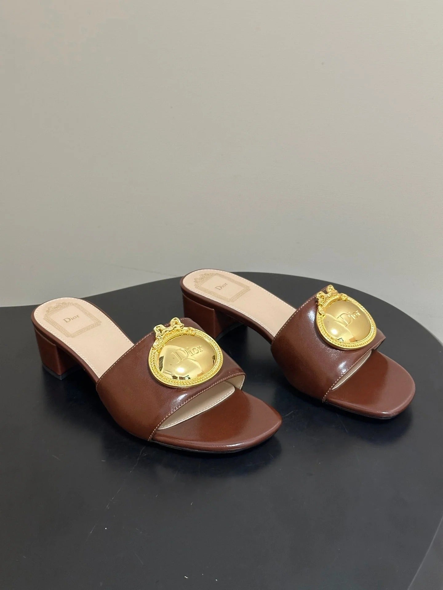 CD D-Club Retro CD Letter Metal Buckle Sandals 45mm Leather 846977
