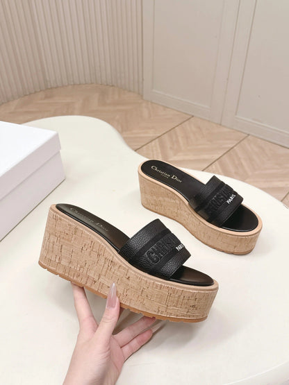 CD 26s Platform Sandals 85 Black Cowhide 643779