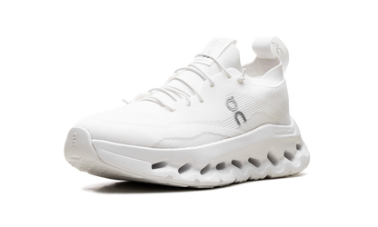 Cloudtilt WMNS "LOEWE All White" 3WD30310108