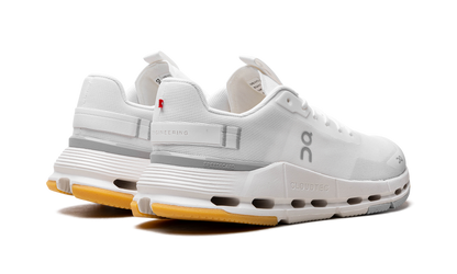 Cloudnova Form 2 WMNS "White Ivory" 3WE30170924