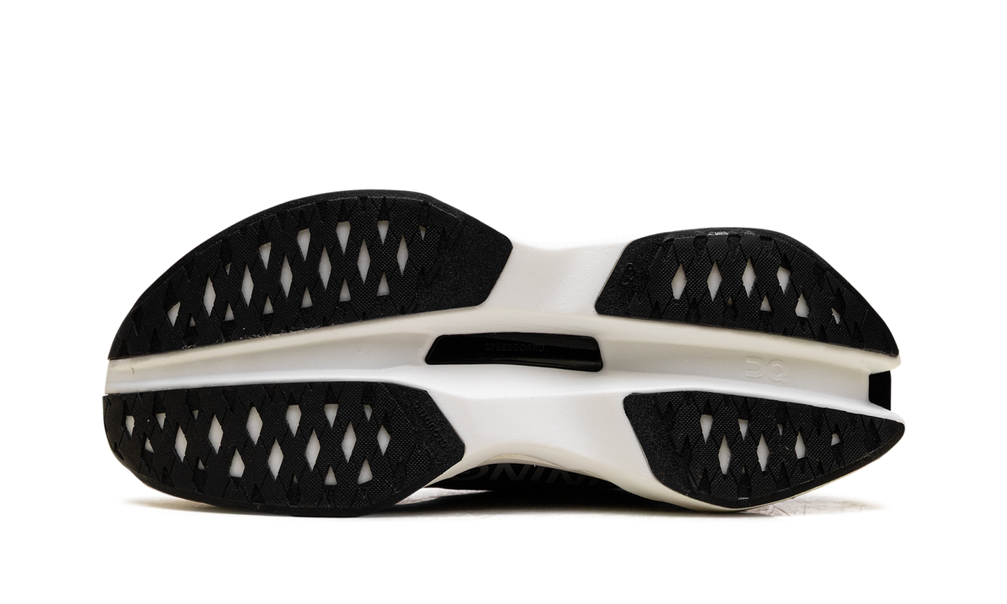 Cloudboom Max Wmns "White / Black" 3WF30180462