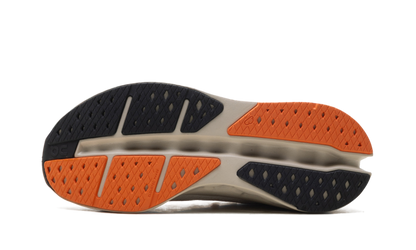 Cloudsurfer Max WMNS "Ivory / Salmon" 3WF30223297